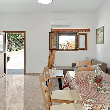 Serenity House Holiday home Asfendiou